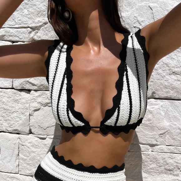 MESHKI knit crochet contrast top - Picture 1 of 5